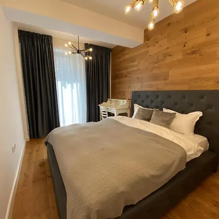 Deluxe Apartment Comfortable In New Building *