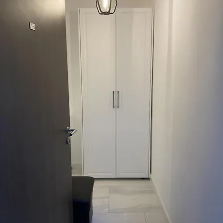 Deluxe Apartment Comfortable In New Building